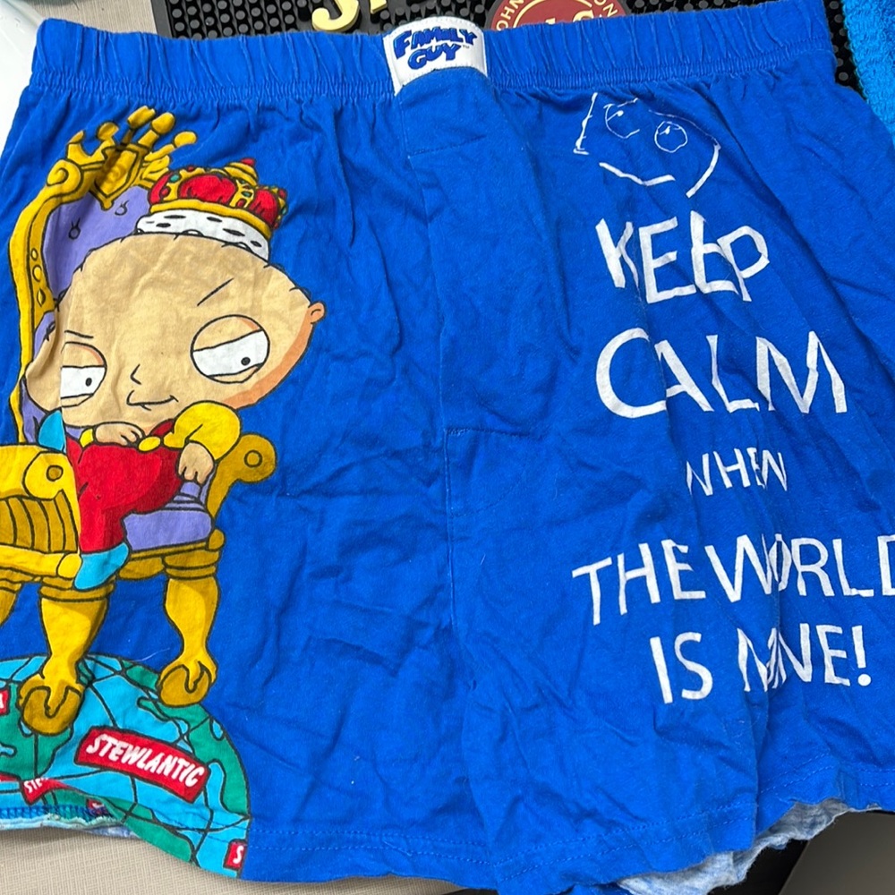 Family guy boxers medium EUC STEWIE